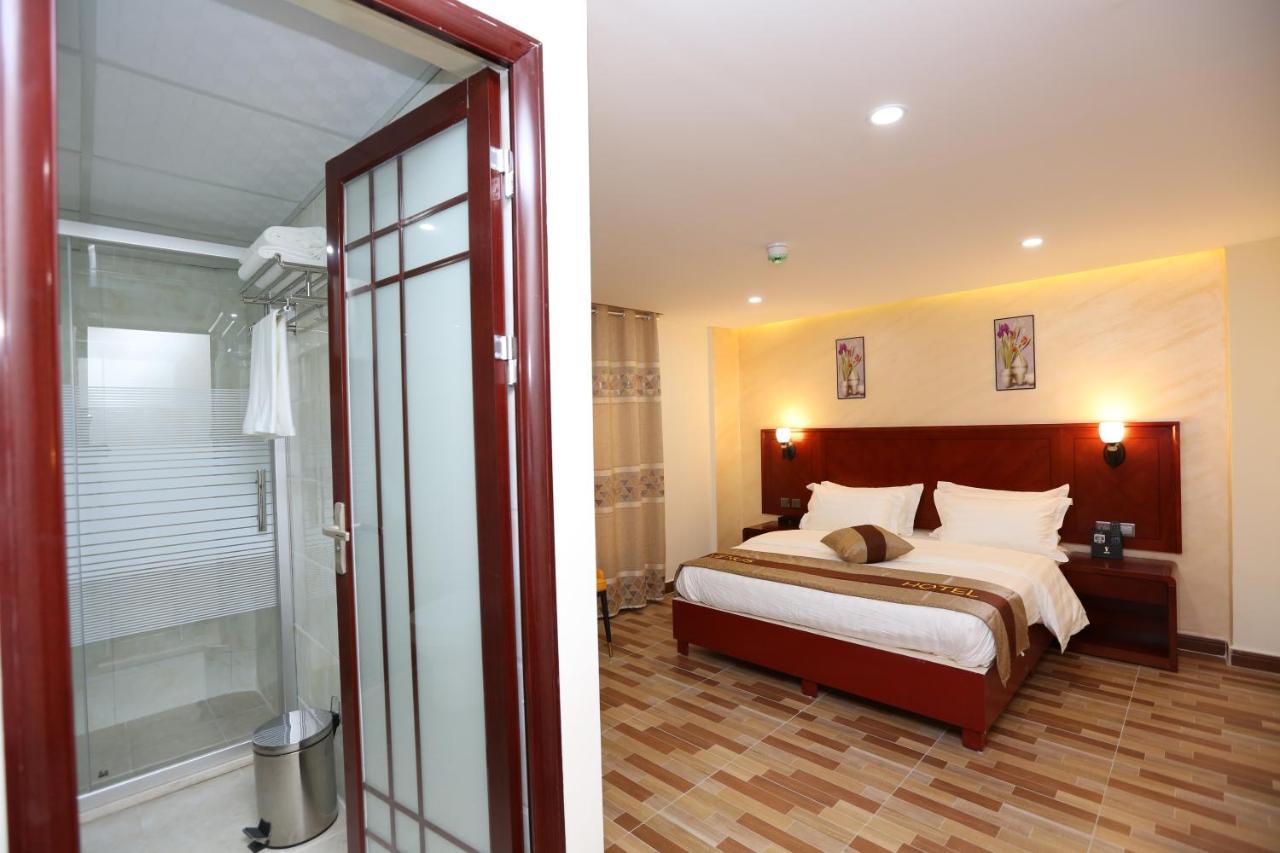 Venus Hotel Вади Муса Экстерьер фото