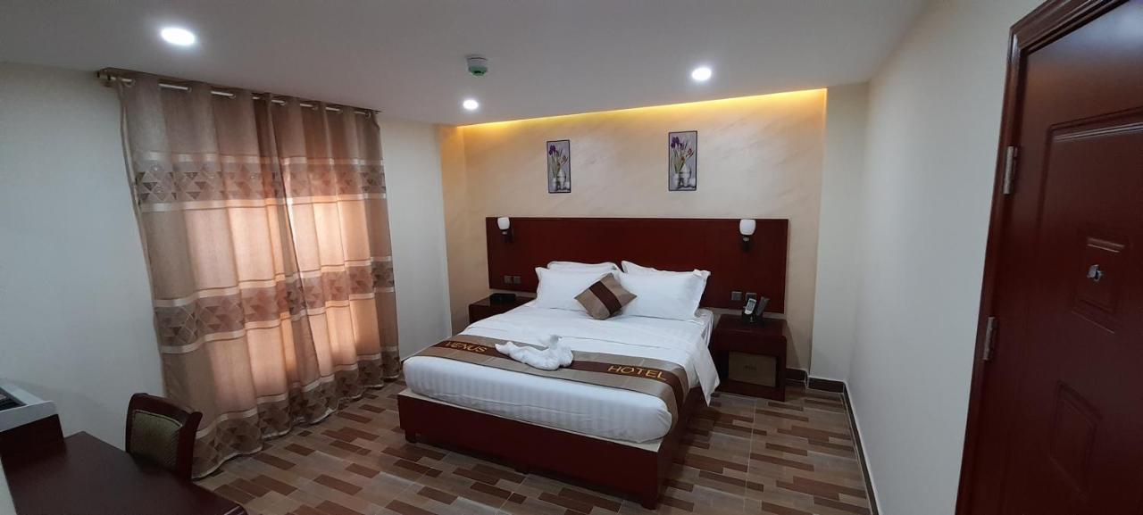 Venus Hotel Вади Муса Экстерьер фото