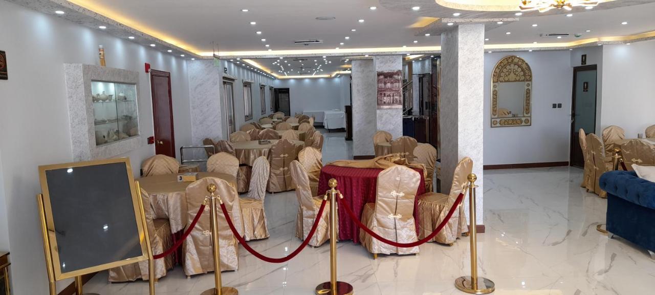 Venus Hotel Вади Муса Экстерьер фото