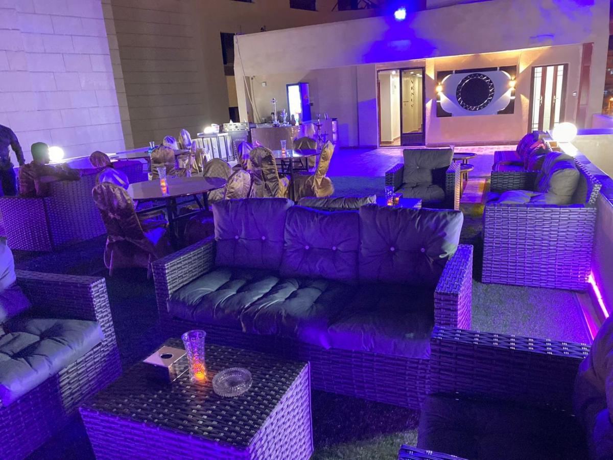 Venus Hotel Вади Муса Экстерьер фото